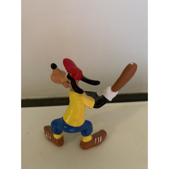 VTG GERMANY Bullyland DISNEY GOOFY Baseball Player 3" PVC Sports Figure/Figurine - Picture 2 of 2